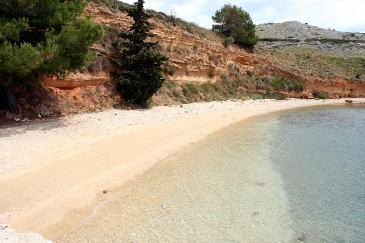 Family Friendly Seaside Apartments Vlasici, Pag - 4319 Екстериор снимка