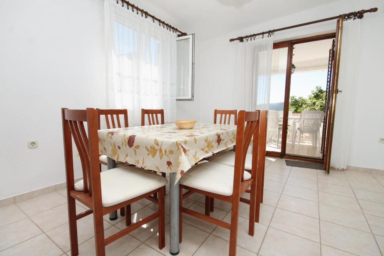 Family Friendly Seaside Apartments Vlasici, Pag - 4319 Екстериор снимка